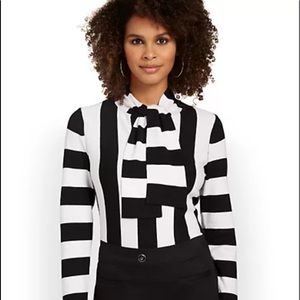 Medium New York and company tie neck striped sweater